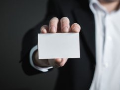 上海崇明区被意外撞上可以找律师帮忙申请精神损害赔偿吗